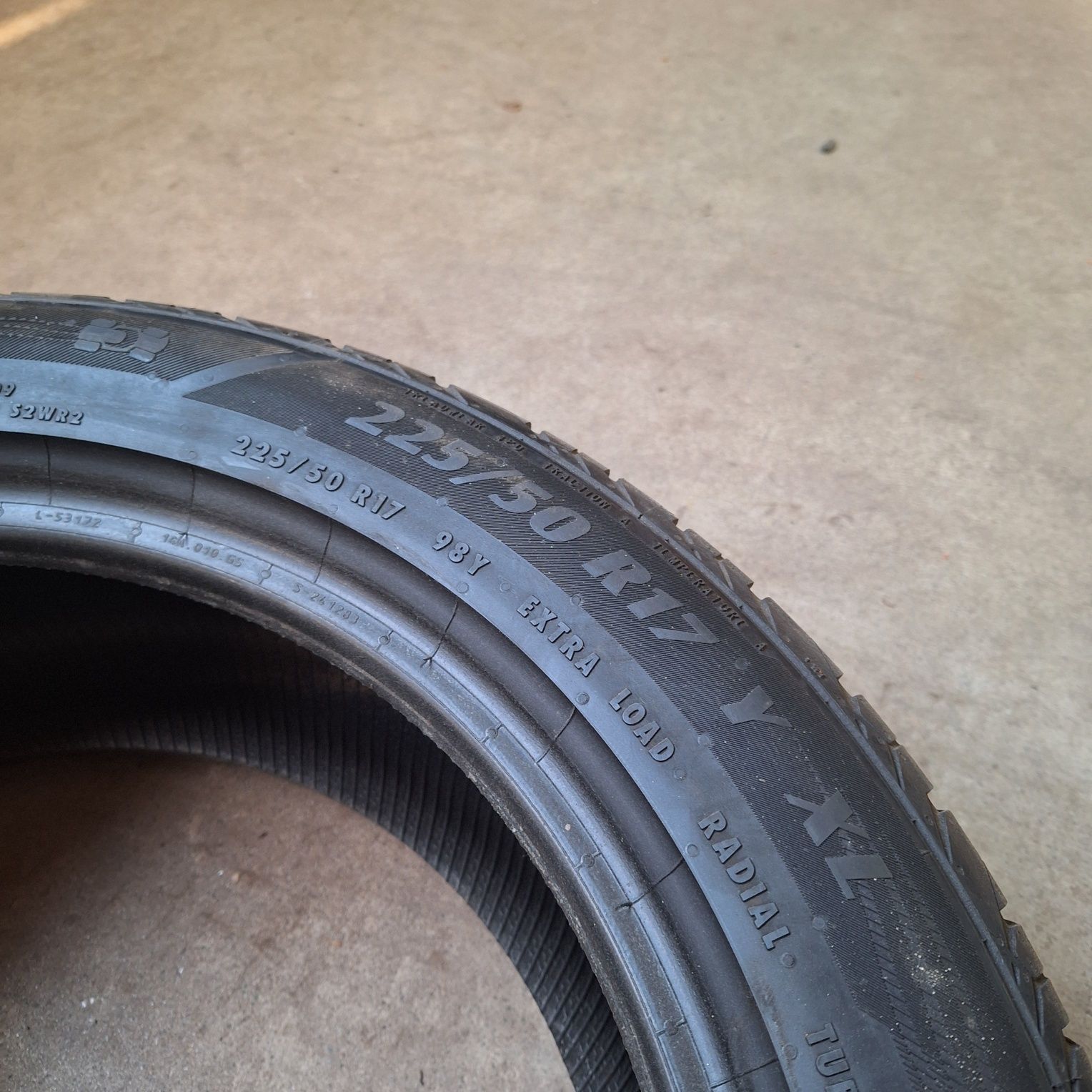 225/50 R 17 (продам) .