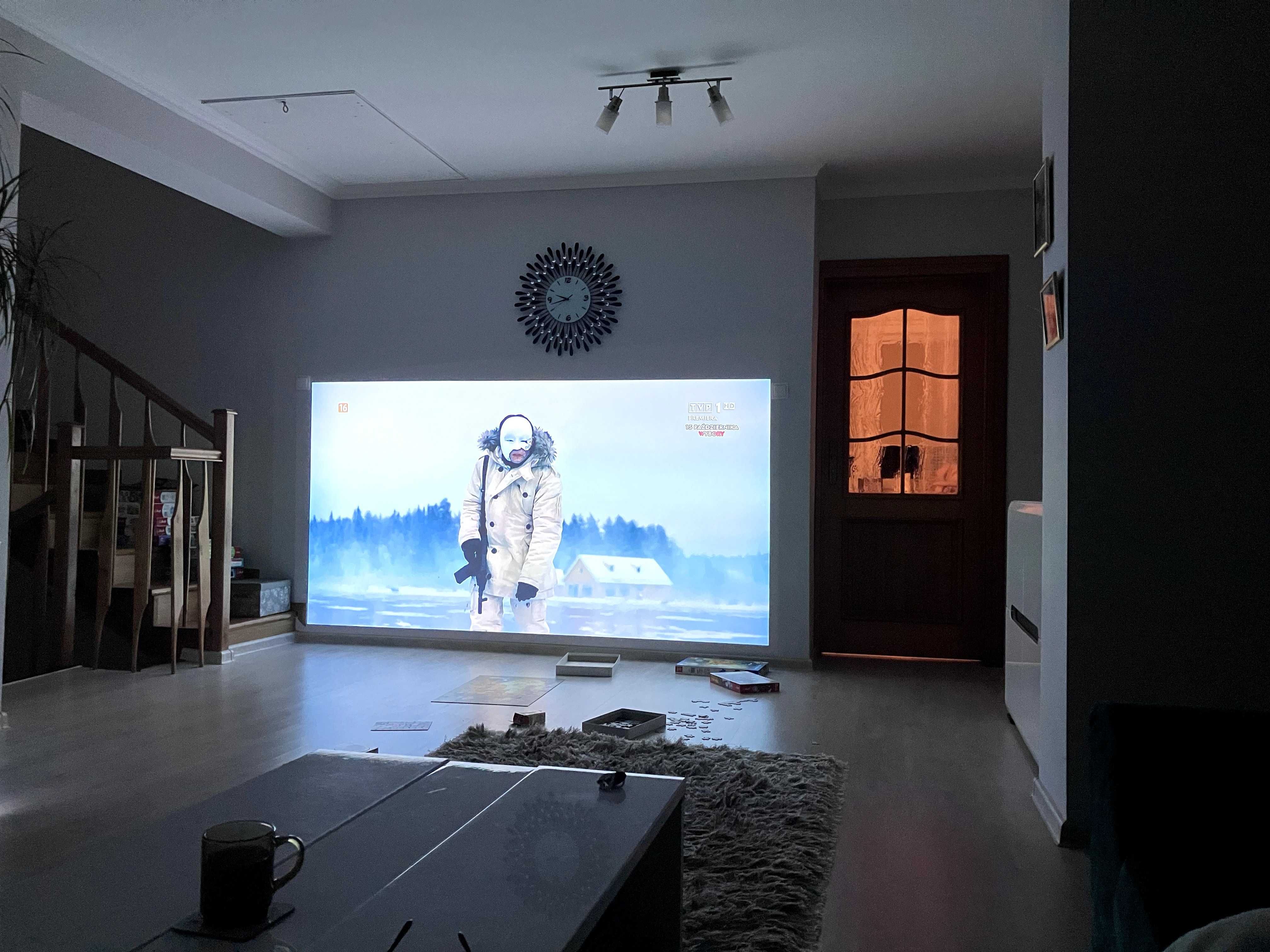 Projektor LG CineBeam PF610P
