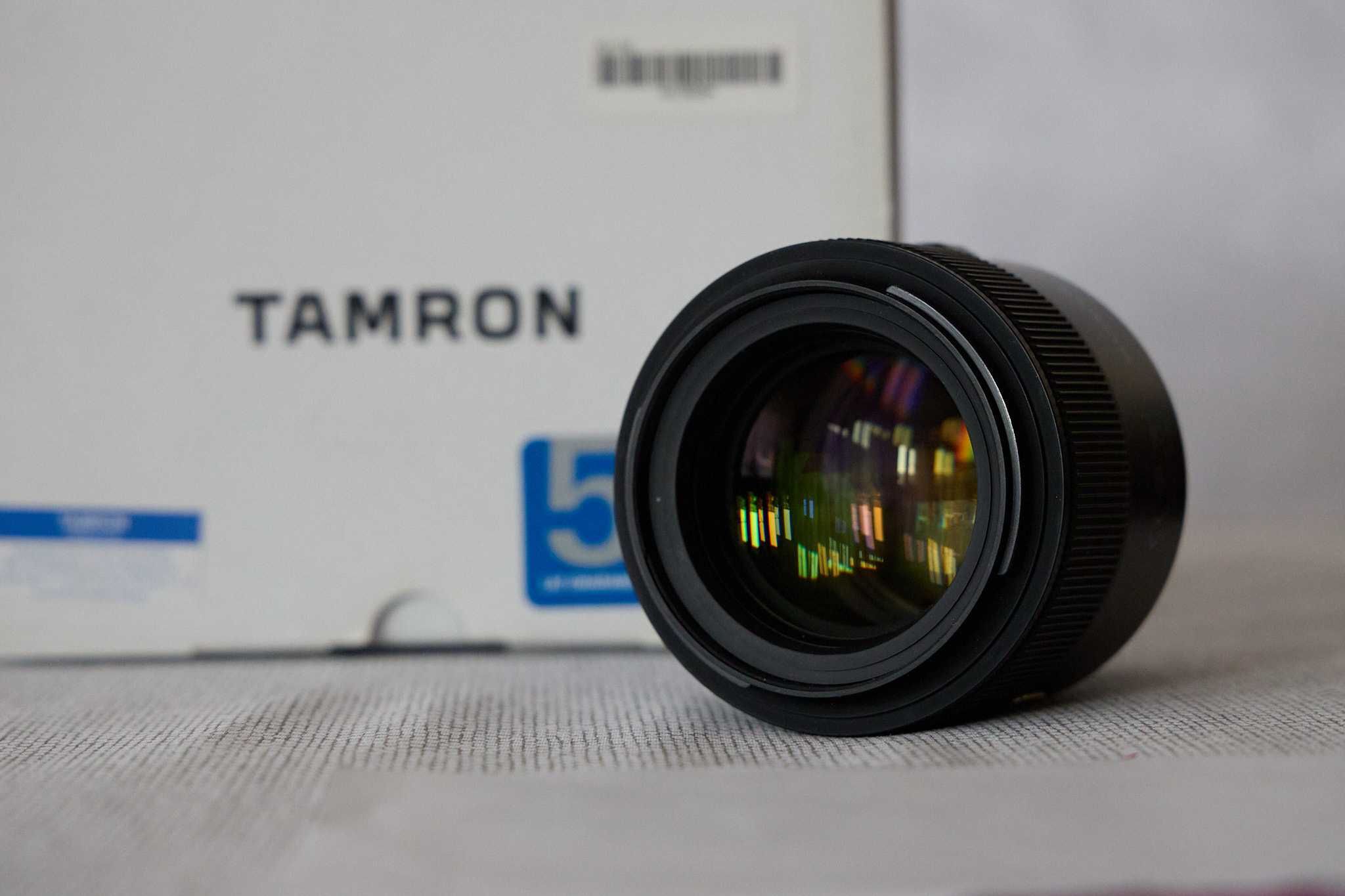 Tamron EF SP 85 f/1.8 Di VC USD [Nikon]