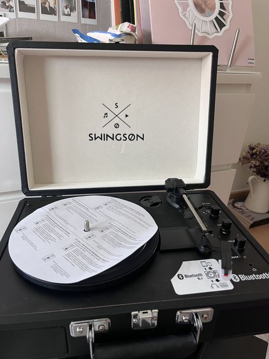 Gira-discos SWONGSON