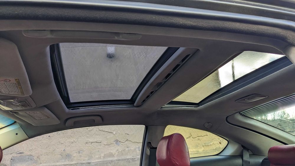 Продам авто Scion (toyota) tc 2005 (2.4 atm).