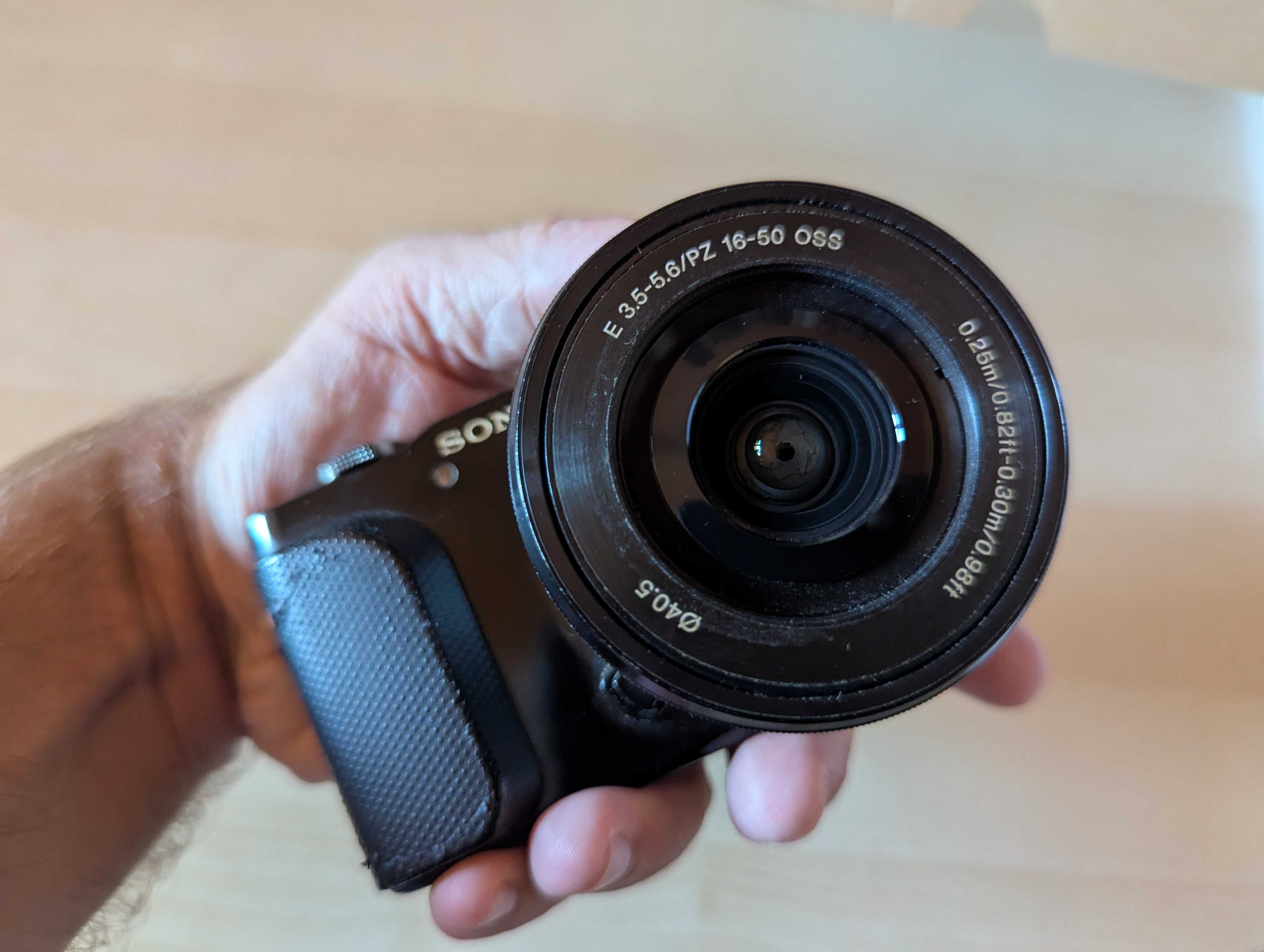 Sony Alpha NEX-3n uszkodzony + obiektyw