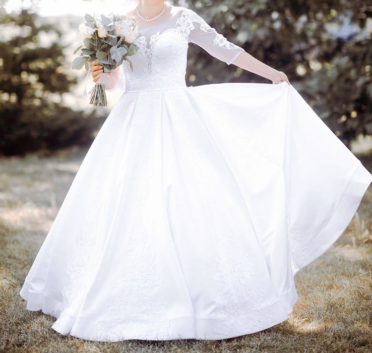 Весільна сукня!!!