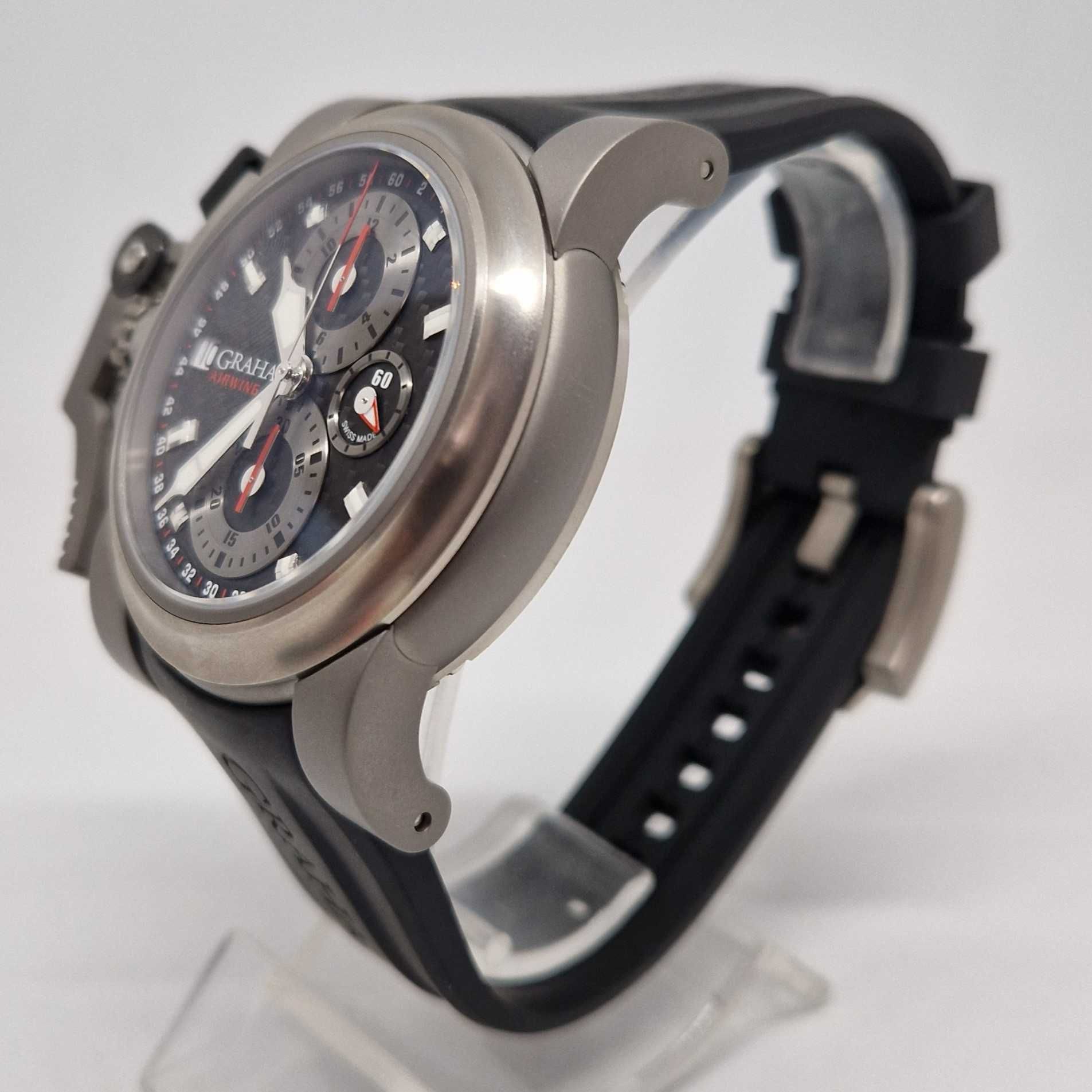 Graham Chronofighter Oversize Airwing Carbon титан