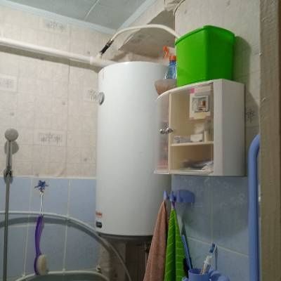 2-х кімната квартира в центрі селища Веселинове