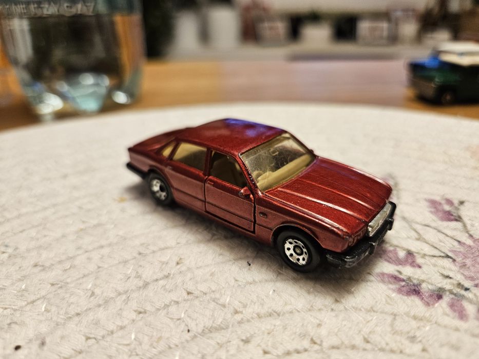 Jaguar XJ6 - Matchbox