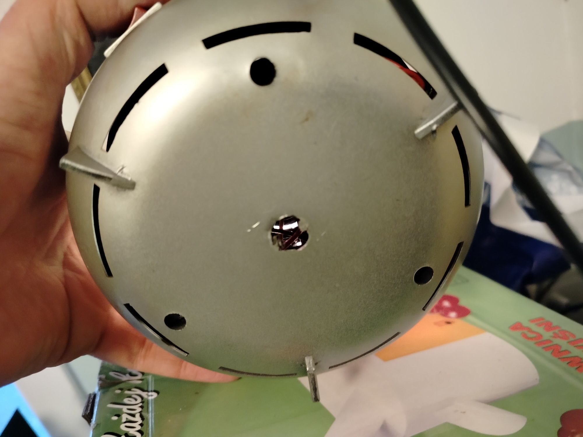 Lampka akwarium rybkami obracana