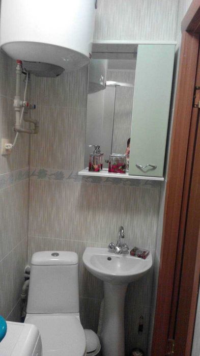 Продам смарт-квартиру Центр 7/9 кап.рем. 13500у.е.