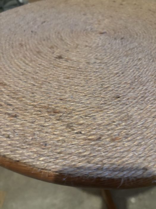 Mesa de apoio ou mesa de cabeceira