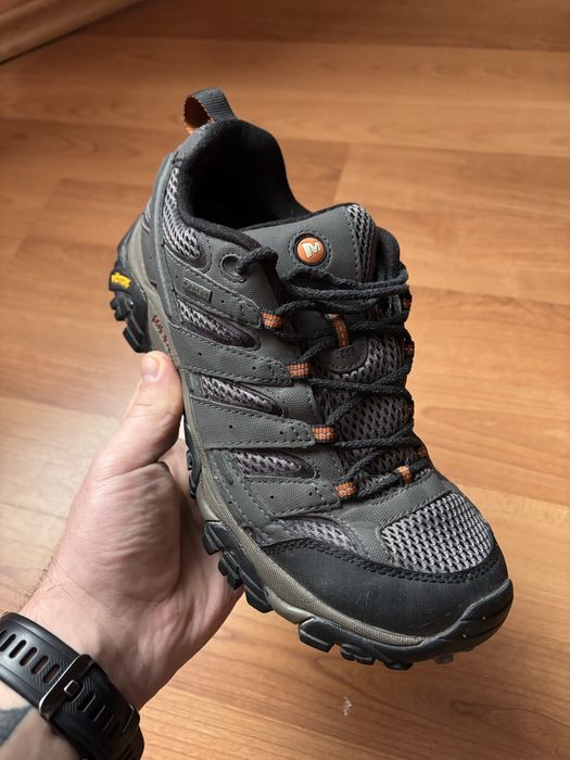 Трекінгові красовки merel goretex