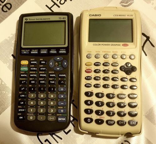 2 calculadoras para peças