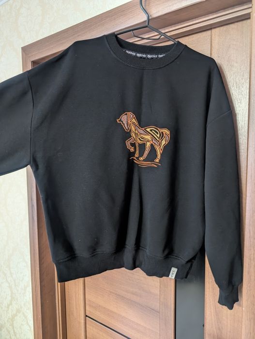 Жіночий утеплений світшот в розмірі L