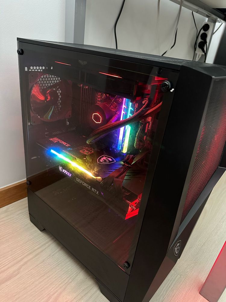 MSI MAG Forge 100R Preta