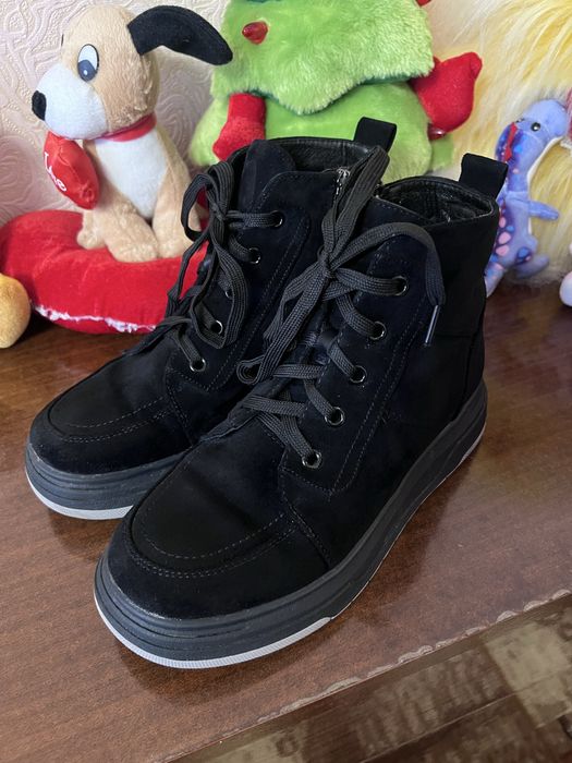 Зимові   ботинки