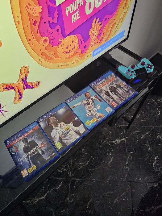 Consola Playstation 4 Slim (PS4) 1TB + 4 jogos