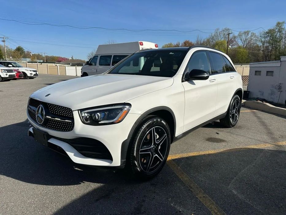 Mercedes-Benz GLC MERCEDES-BENZ GLC / Polift / 4Matic / Pakiet AMG / BURMESTER