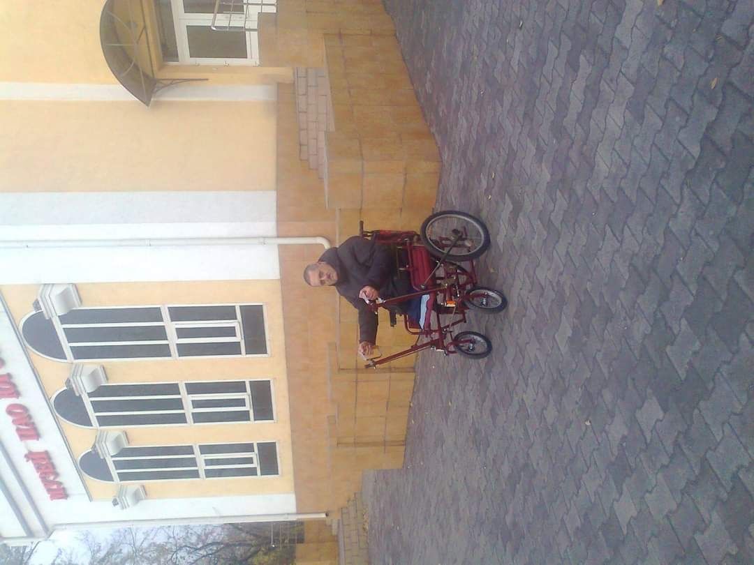 Приму в дар телефон.