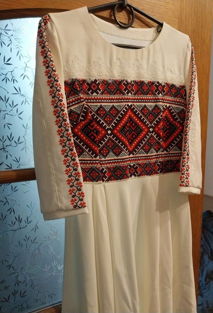 Вишиванка плаття