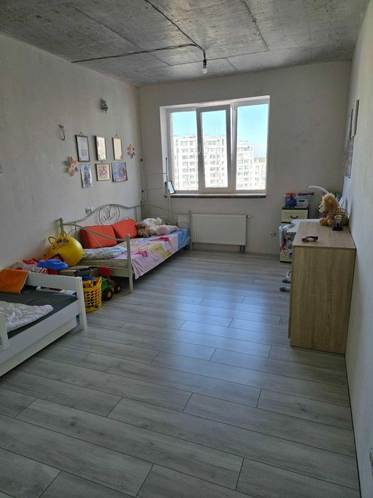 Продам 3-кімнатну квартиру у ЖК «Діамант», Масив, м.Бровари SL