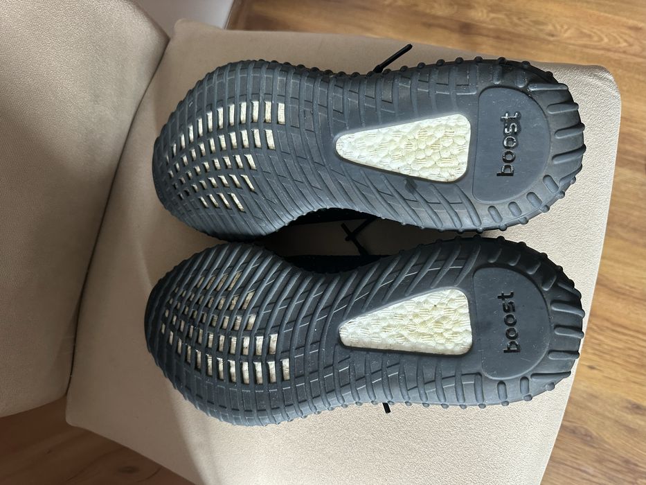 YEEZY 350 Oreo size 48