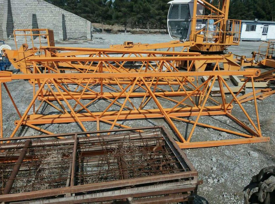 Кран QTZ 100 г/п 8т gt185(gt187;FO23) в отличном состоянии.Продам