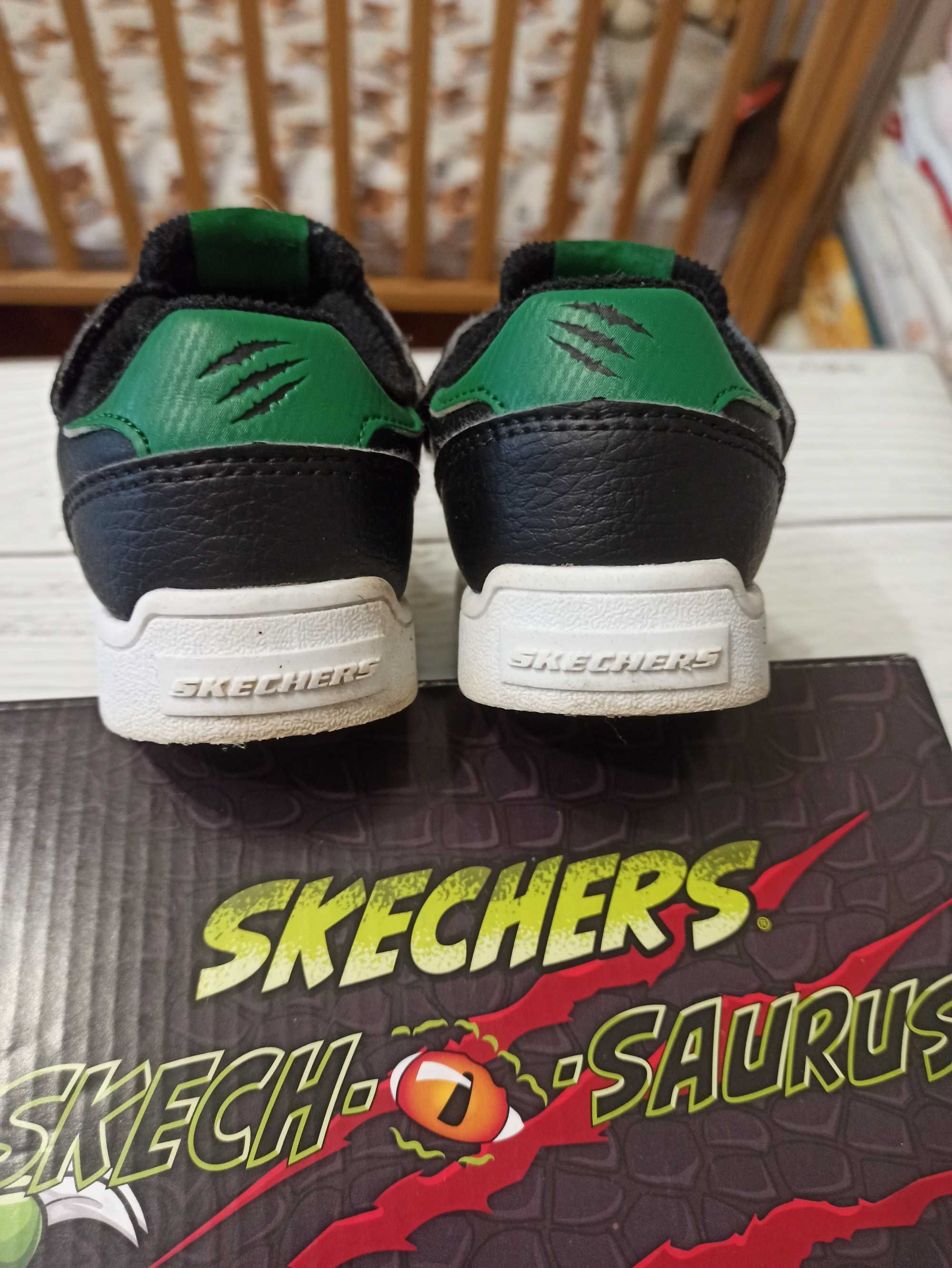 Skechers кросівки туфлі черевики демісезон 24р 14-15см
