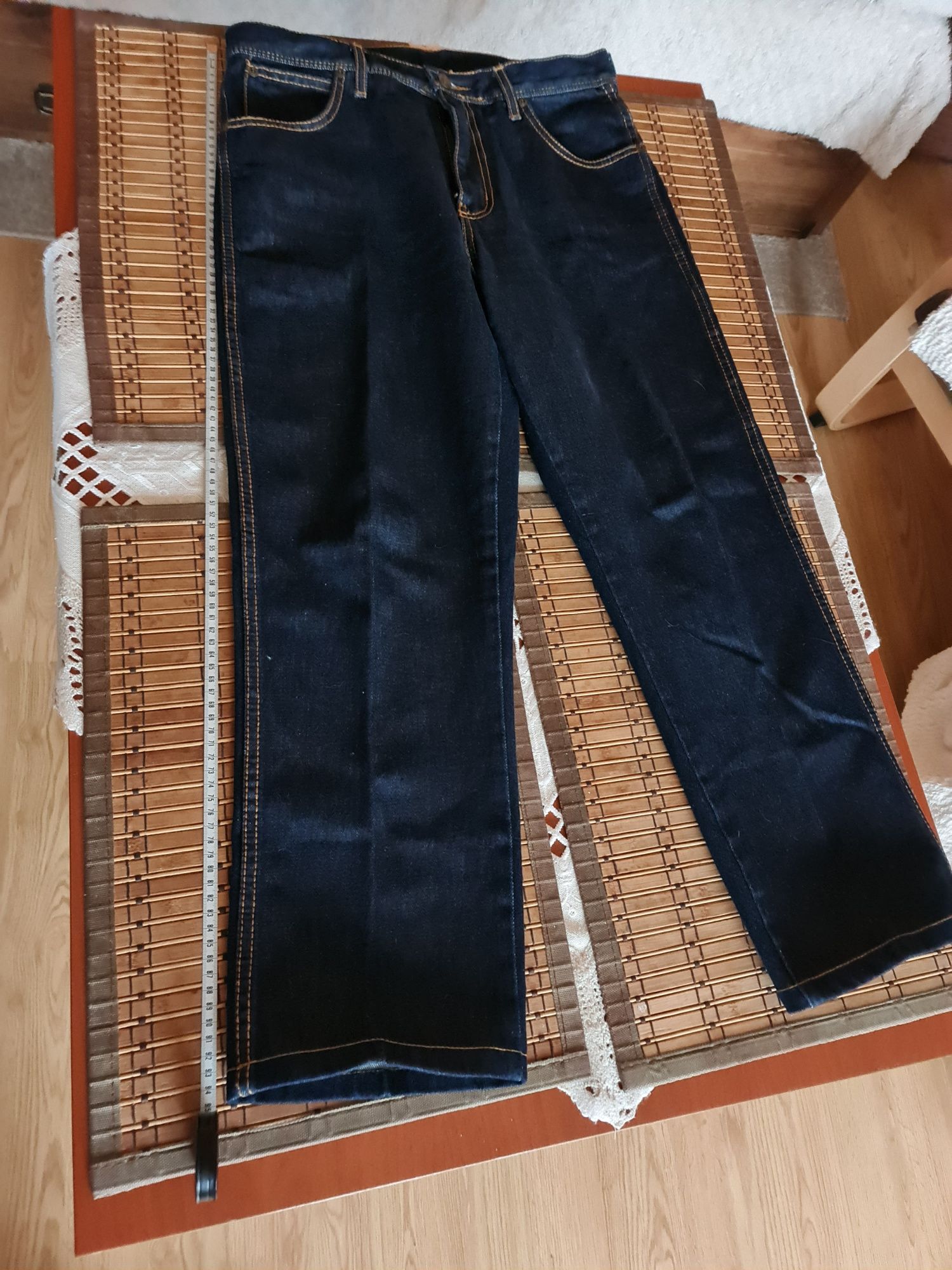 Spodnie Wrangler Regular Fit W33