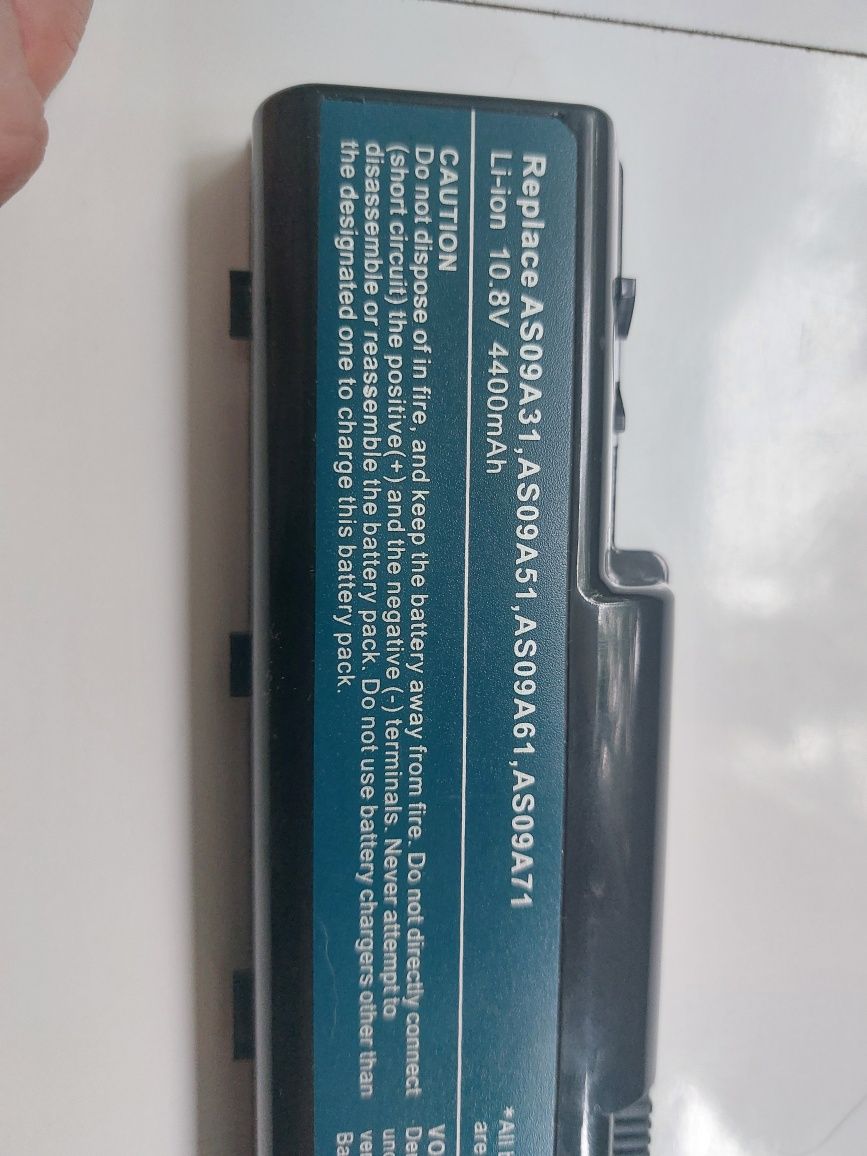 Bateria do laptopa 10.8V 4400mAh !! MOCNA !!