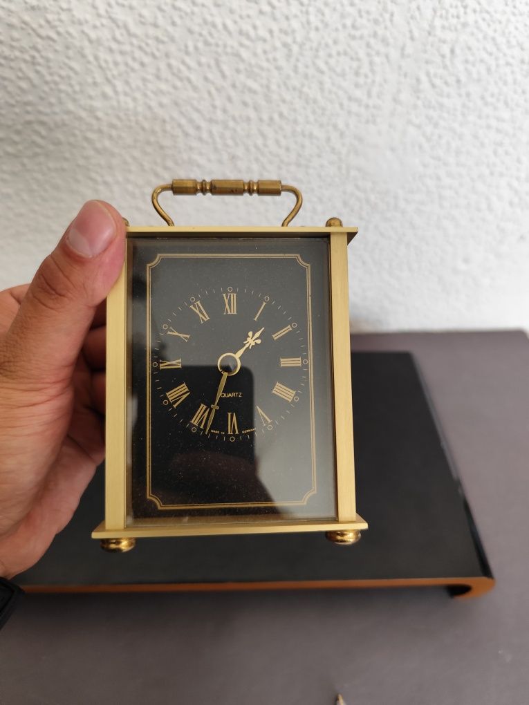 Zegar zegarek stojący vintage retro prl