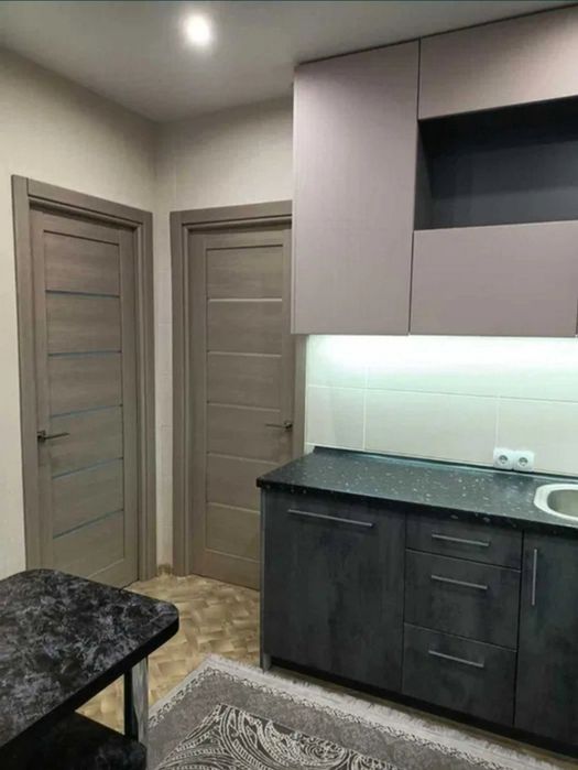 Велика однокімнатна квартира укомплектована усім необхідним.