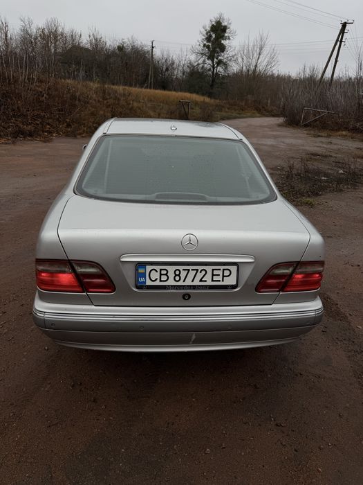 Mercedes E270 W210 elegant
