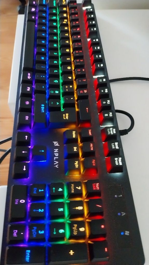 Teclado Gaming nplay conquer 2.0