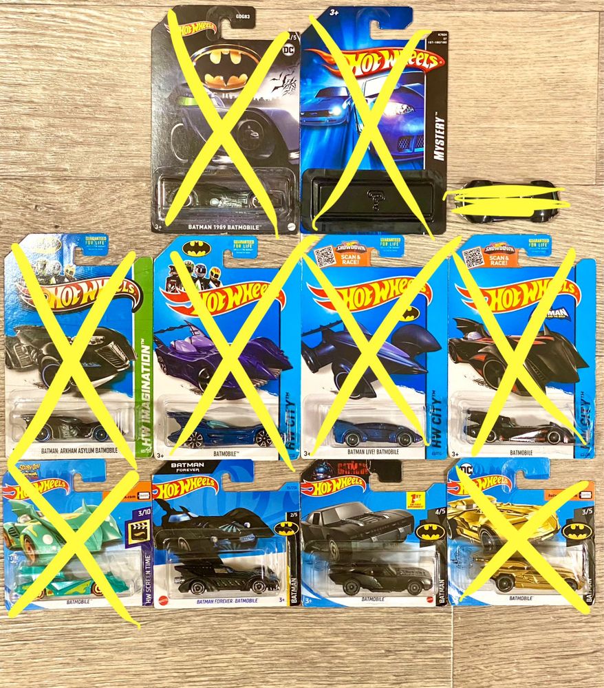 Hot Wheels Batmobile різних років