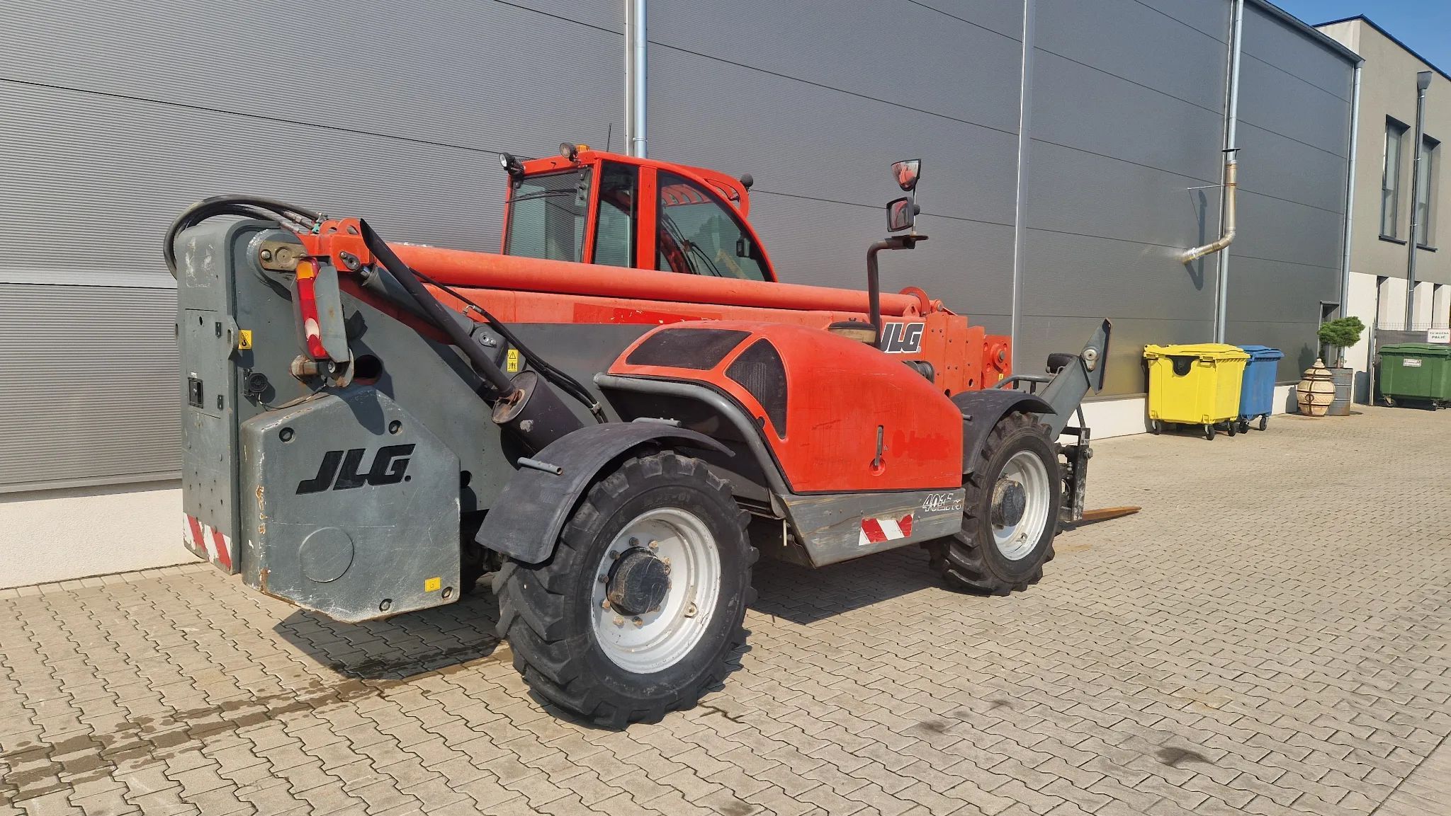 JLG 40.17 PS  pozycjoner wideł, stan bardzo dobry