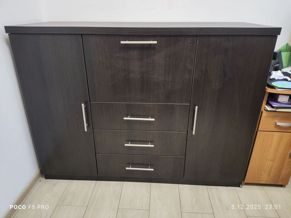 Komoda masywna brązowa