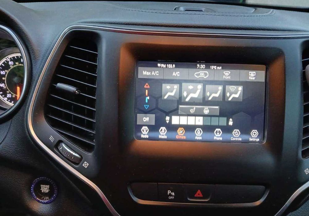 Jeep Cherokee 2019 року