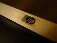 Hewlett Packard LA2405x 24" LED FullHD портретный режим