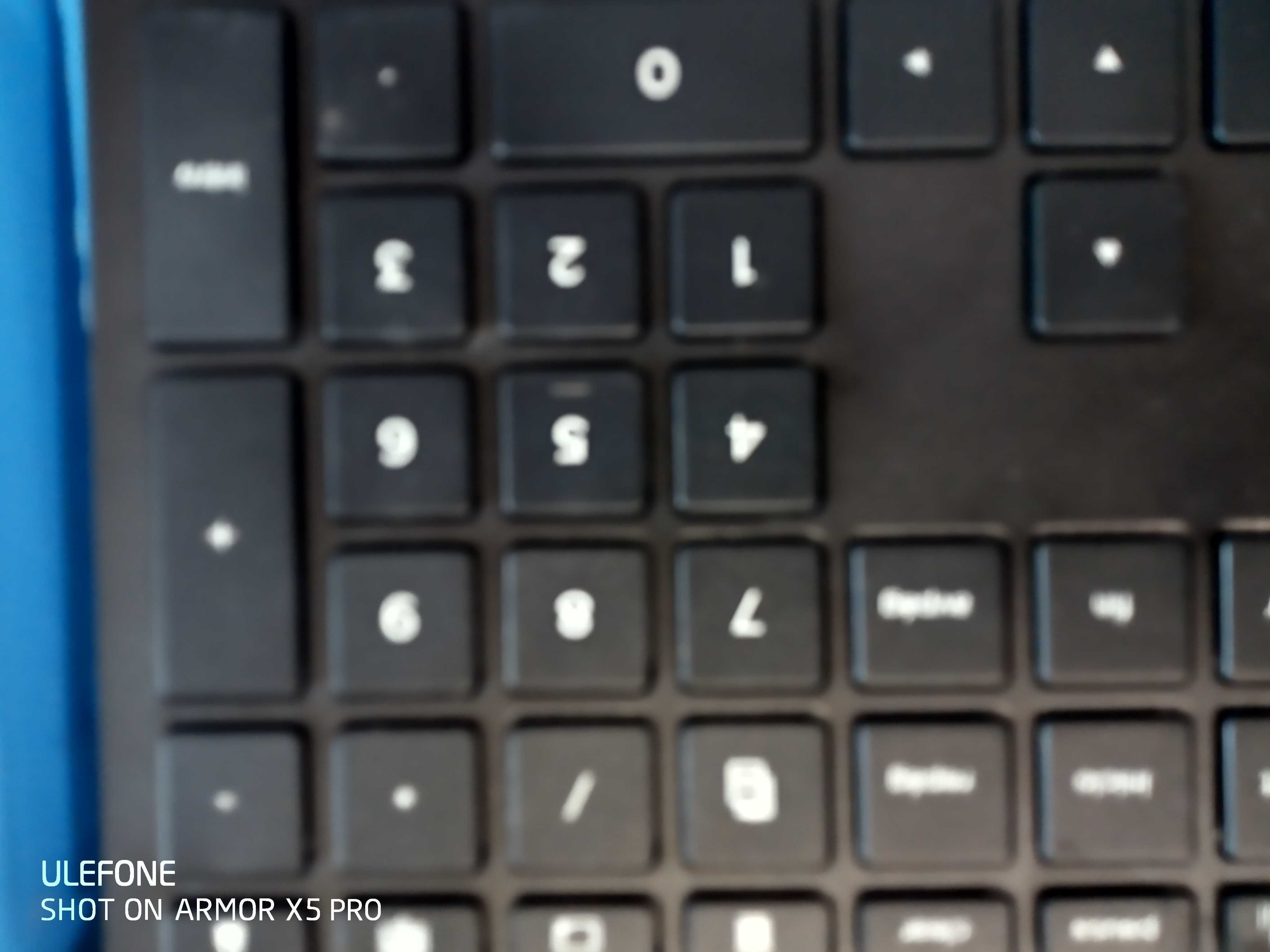 Клавіатура HP Pavilion Wireless Keyboard and Mouse 800