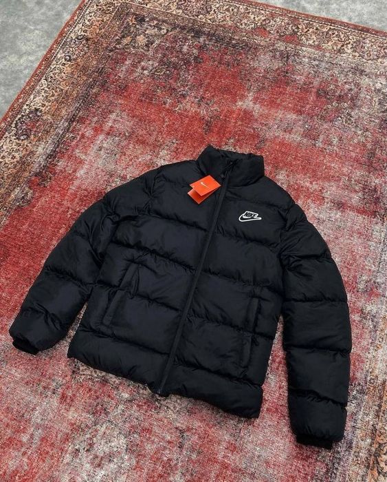 ТЕРМІНОВО Чорна куртка Пуховик чоловіча