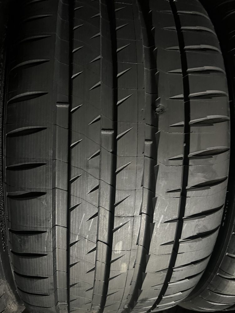 245/35/19 R19 Michelin Pilot Sport 4S 4шт нові