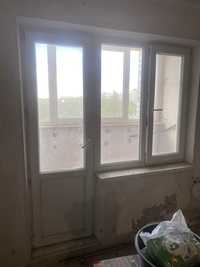 Двері пластикові з вікном на балкон