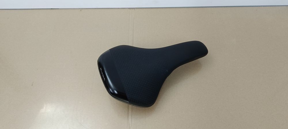 Siodełko Selle Royal Vivo.