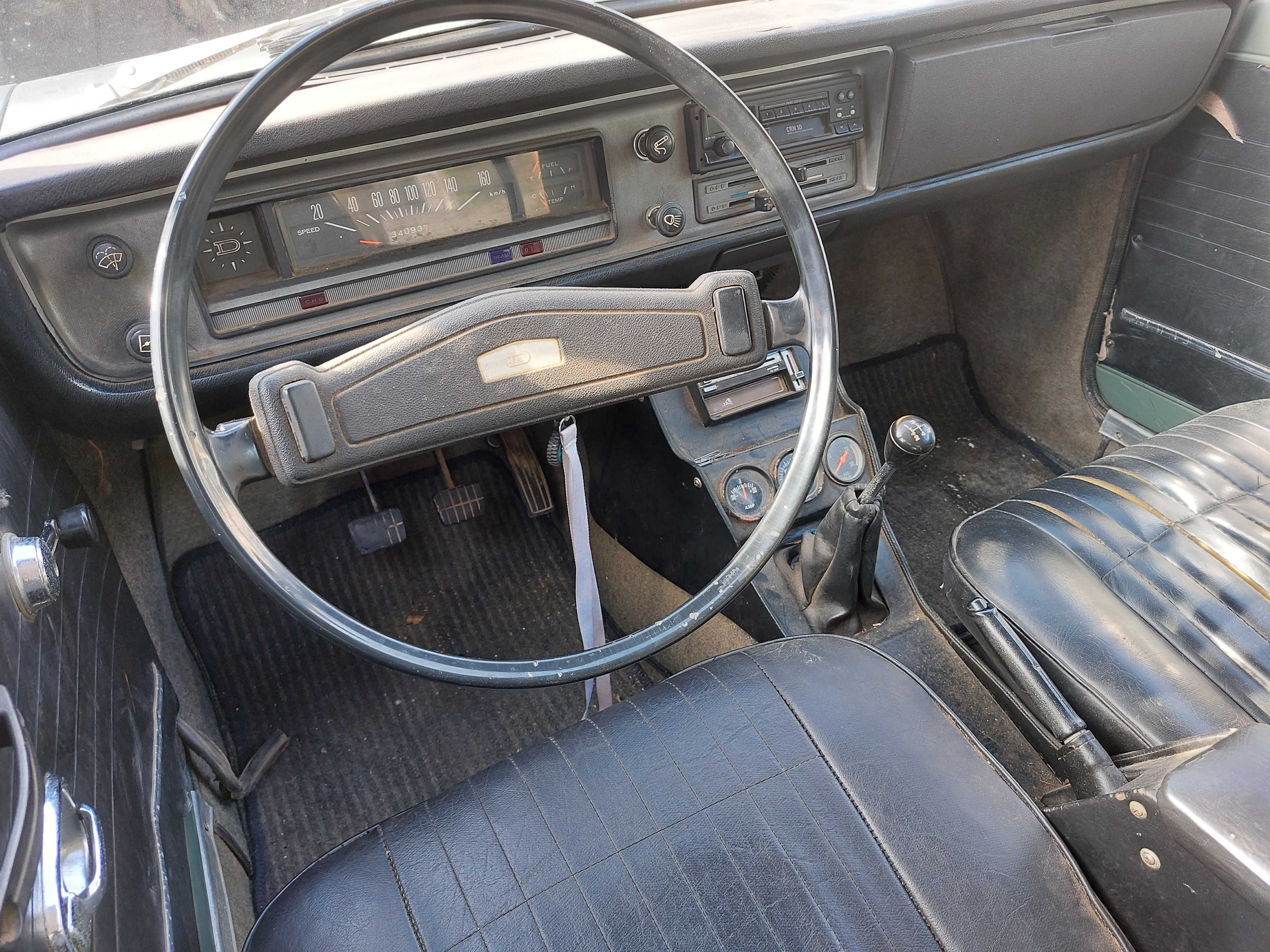 Datsun 1200 Deluxe