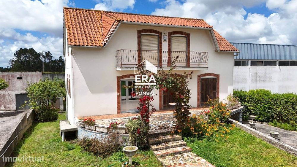 Moradia T4 em Colmeias, Leiria