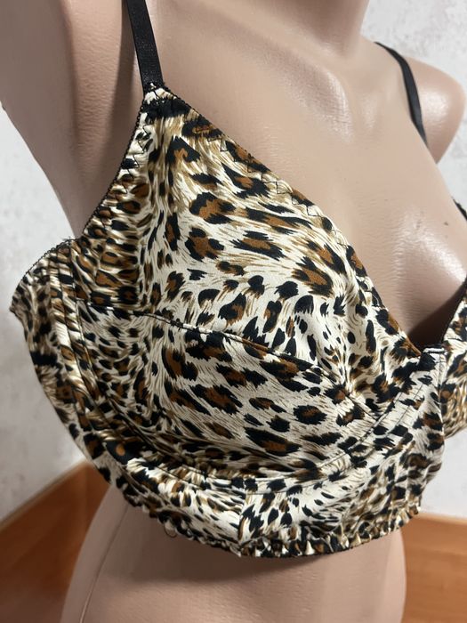 Жіноча білизна Лео