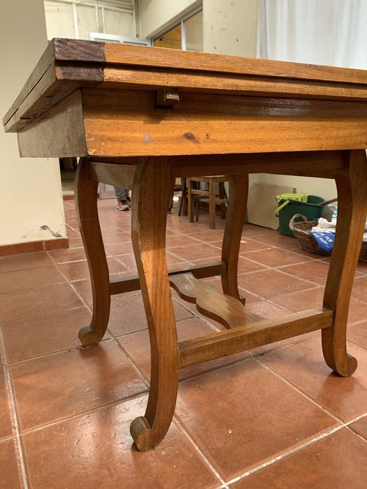 Mesa- Madeira de Pinho