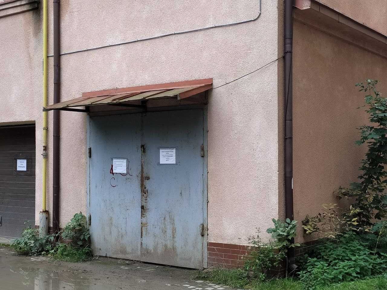 Продається гараж в центрі міста