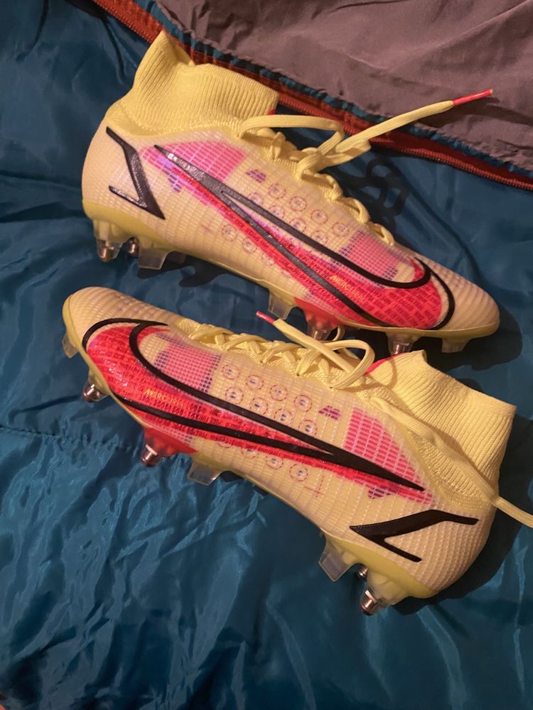 Chuteiras Nike Mercurial Superfly 8 Elite FG