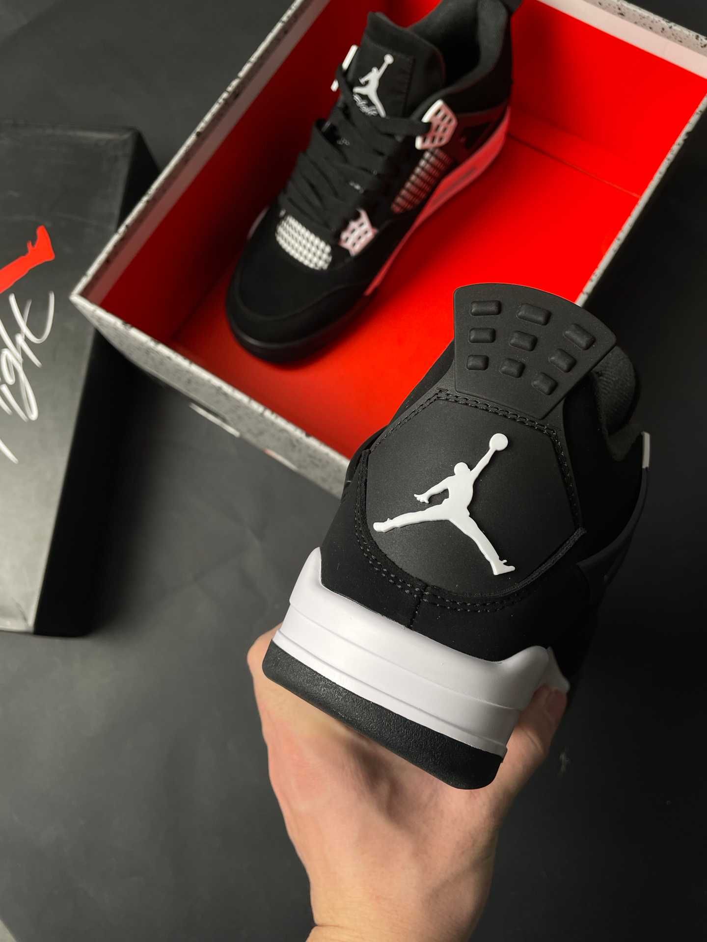 Nike_Nowy*Jordan4_ Retro_White_Thunder*UnisexTrampk41