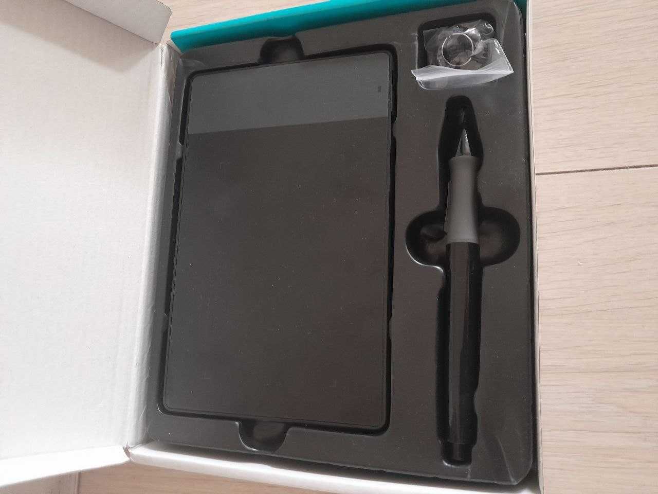 Графічний планшет графический Huion 420 новий